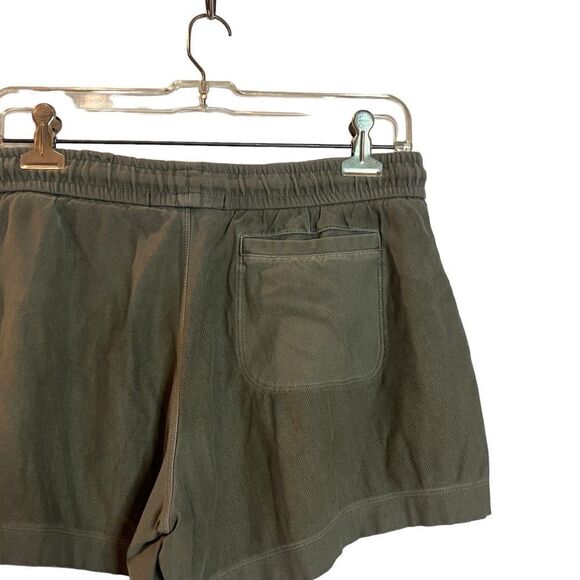 Athleta athletic green drawstring shorts. Size 4 - Picture 7 of 7